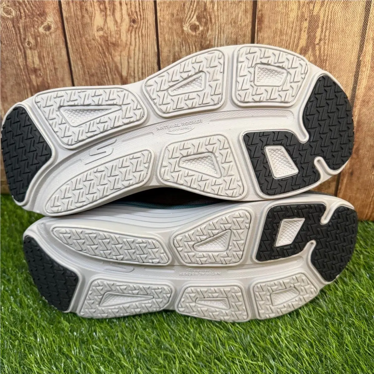 Skechers shoes - Max Cushioning Endeavour - Max Cushioning Endeavour - Gray 6