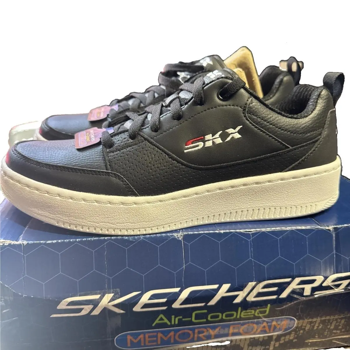 Skechers shoes - Sport Court 92-Last Strike - Sport Court Strike - Natural (White) or Black 1