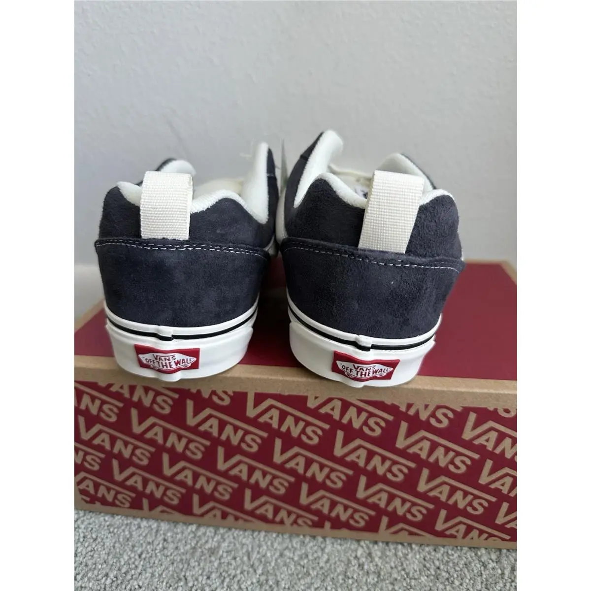 Vans shoes - VANS Knu Skool - Knu Skool - VN000CSOBGF - Gray, Manufacturer: Gray 1