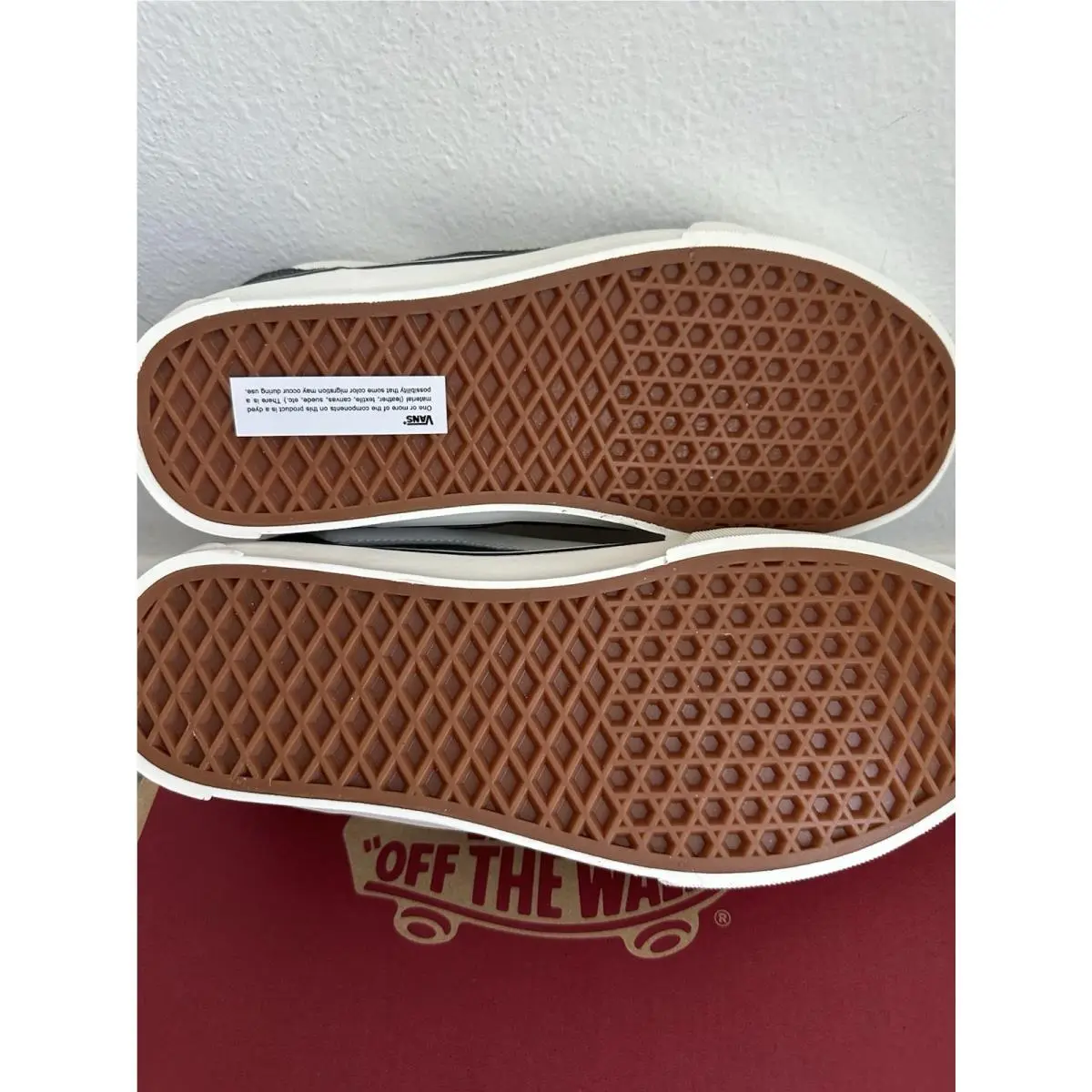 Vans shoes - VANS Knu Skool - Knu Skool - VN000CSOBGF - Gray, Manufacturer: Gray 2