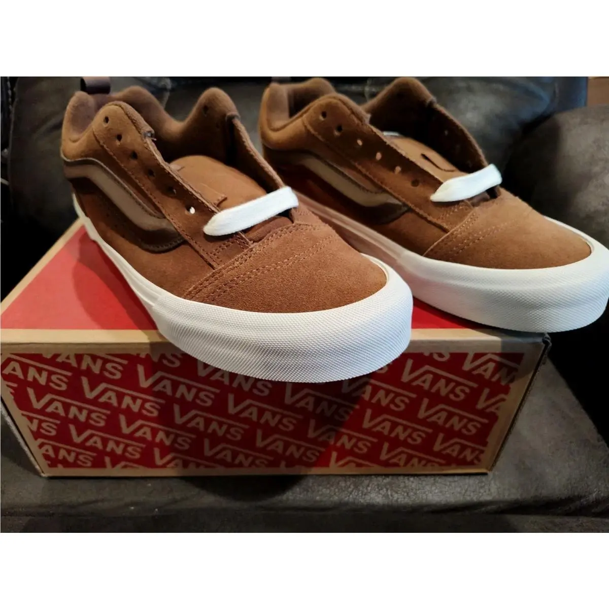 -knu-skool-suede Brown-low Top Shoes-size Men 8/Women 9.5-VN000D6CDFM-NEWBOX by Vans