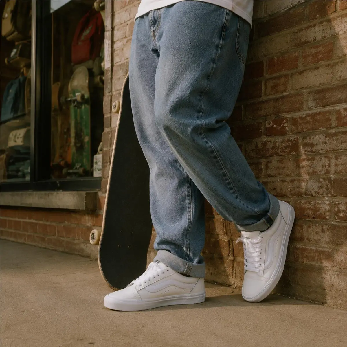 Vans shoes - VANS Knu-Skool - VN0009QCW00 - White (UPC: 196574736701) 2
