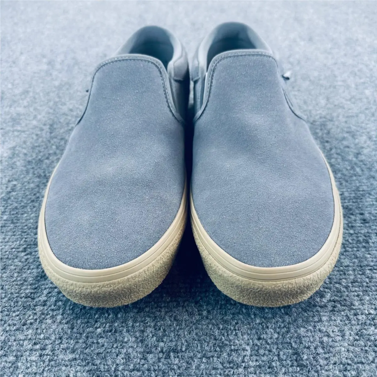 Vans shoes - Classic Slip-On Suede Gum Sole - Gray 0