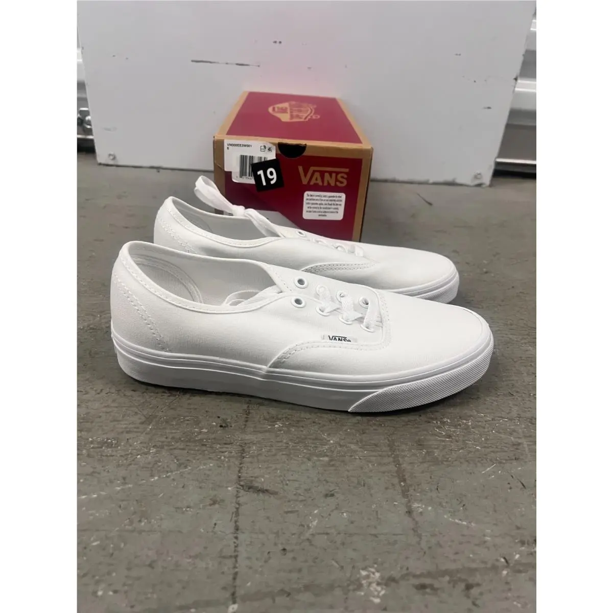 Vans Authentic VN000EE3W001 VN000EE3W001 Unsiex M6/W7.5 White Canvas Low Top Skateboard Shoes
