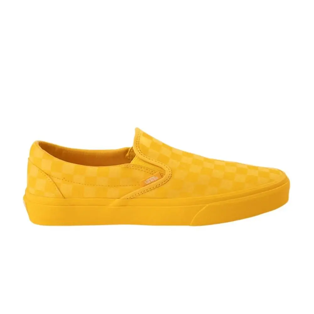 Vans Slip-on Sneakers in Checkerboard Spectra Yellow Size 3.5 Men’s / 5 Women’s