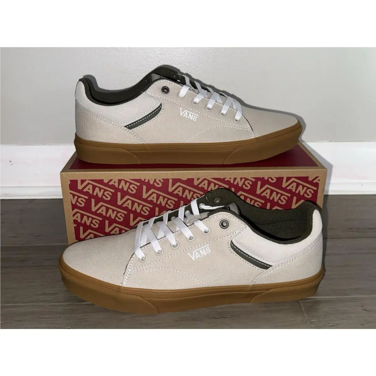 Seldan Men`s Size 12 Sneakers Beige Green Gum Drop Grape Leaf by Vans
