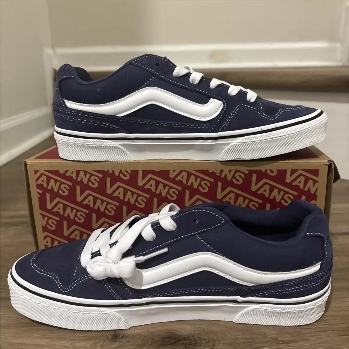 Vans Men`s Caldrone Chunky Suede Deep Twilight Men’s Sneakers Sz 8.5 VN000CXZEMT