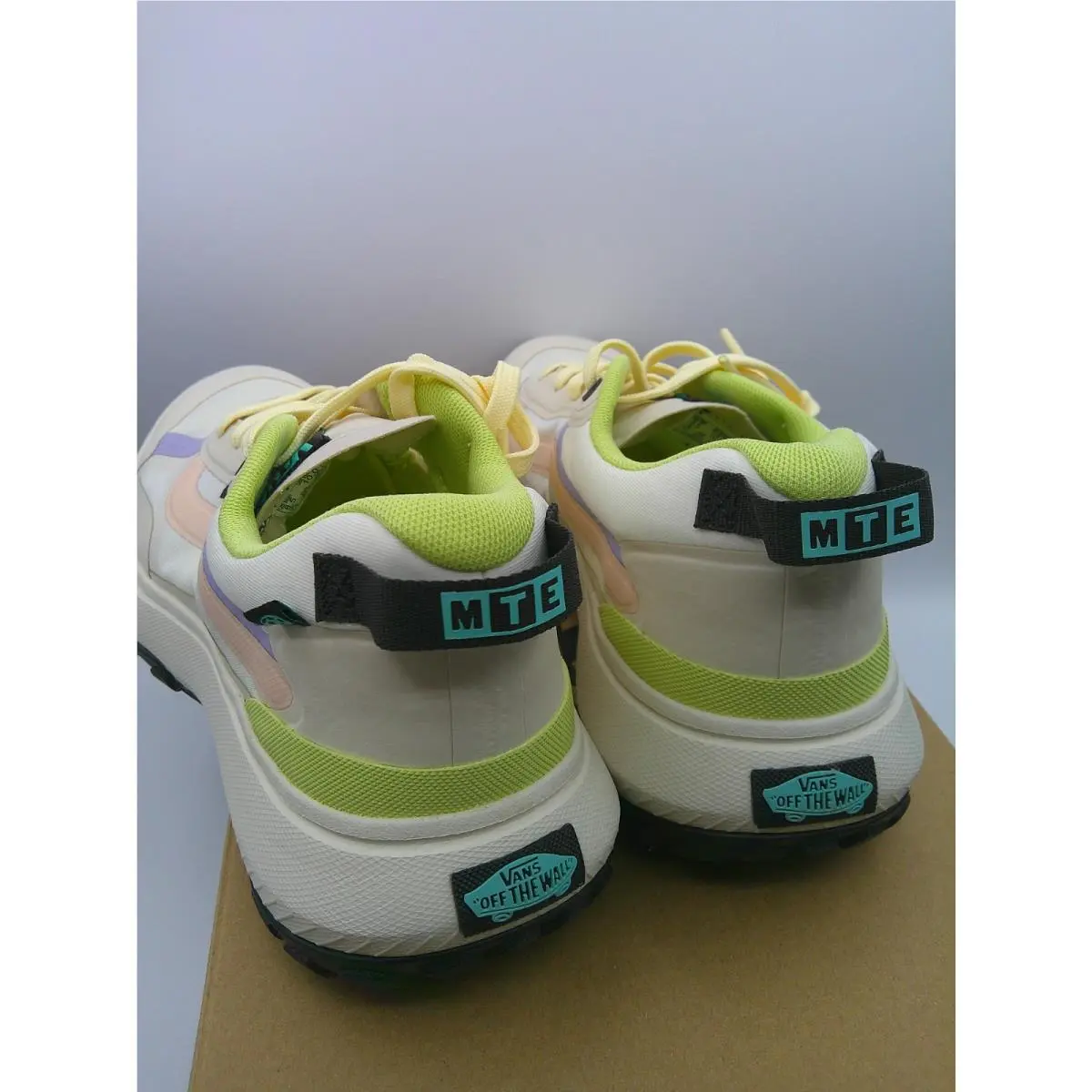 Vans shoes - VANS MTE Crosspath - MTE Crosspath - VN000CVUKKK - Beige (UPC: 197643166566) 3