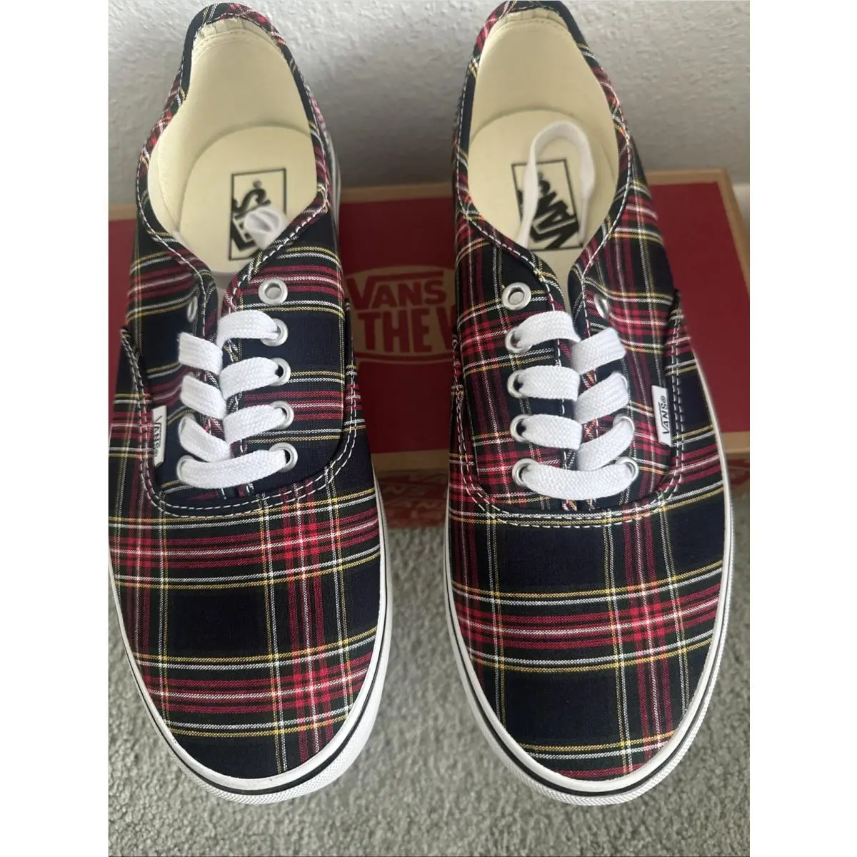 Vans shoes - VANS Authentic - Authentic - VN000EGABX9 - Black 0