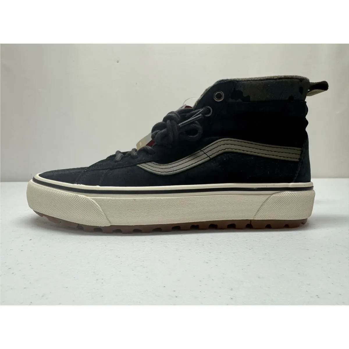 Vans shoes - Sk8-Hi MTE-1 - Black 0