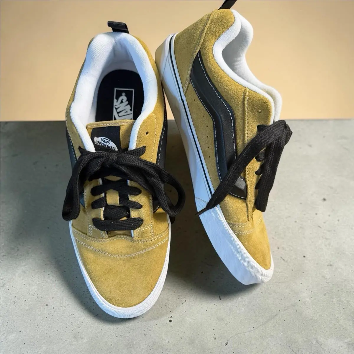 Vans shoes - VANS Knu Skool - Knu Skool - VN0009QC5QJ - Brown 0