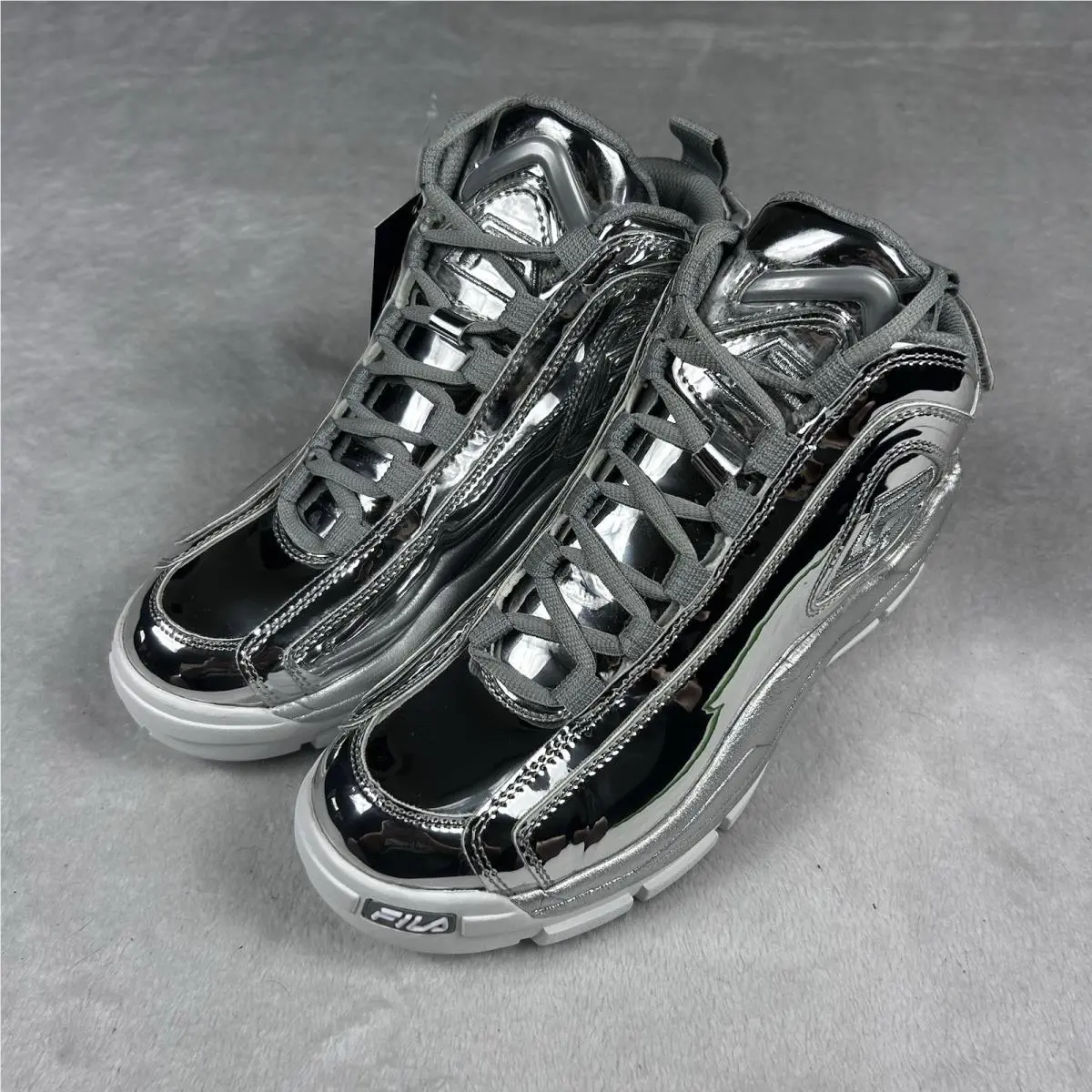 Fila shoes - Fila Grant Hill 2 - Grant Hill - 1BM01760-050 - Silver (UPC: 0731616712017) 1
