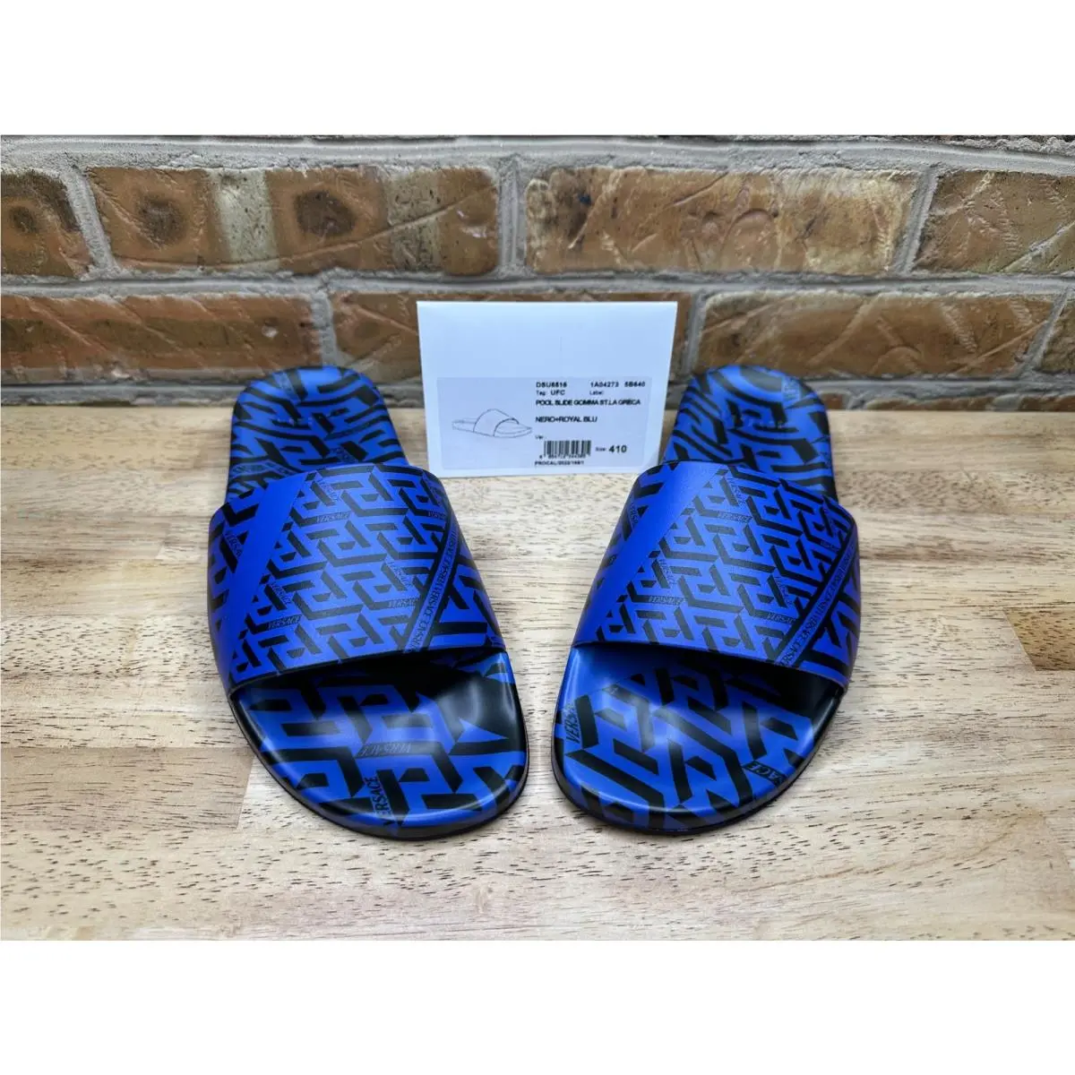 Versace shoes - Pool Slide Gomma - Pool Slide Gomma - 772084812427 - Blue Black 0