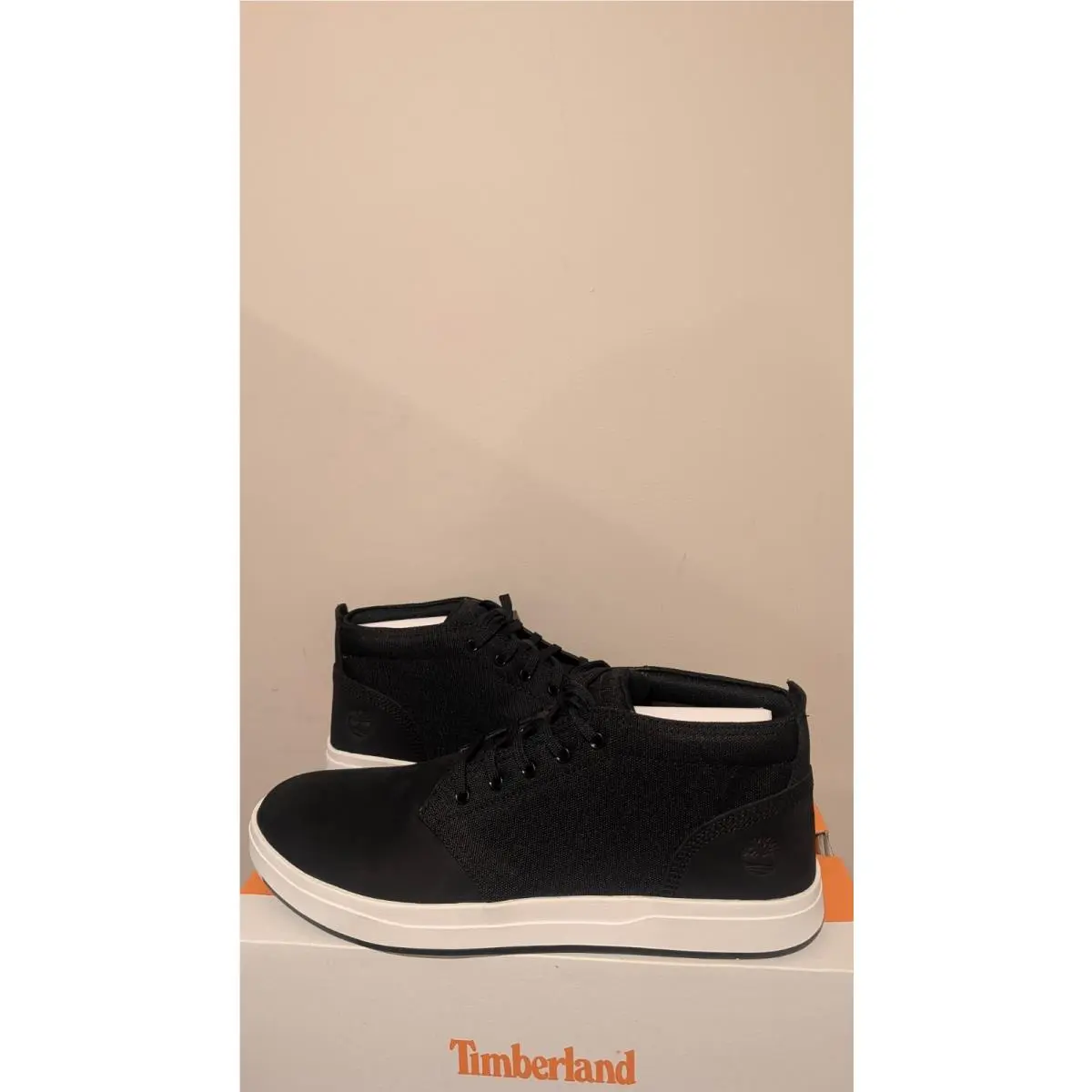Timberland Men`s Davis Square Leather/fabric Chukka Shoes