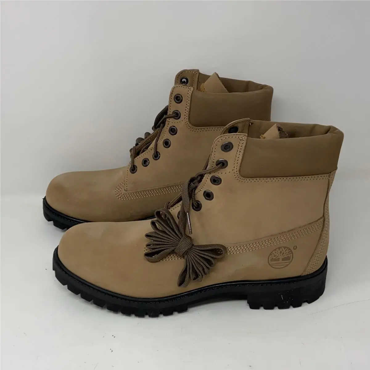 Timberland shoes - Beige (UPC: 197065878450) 0