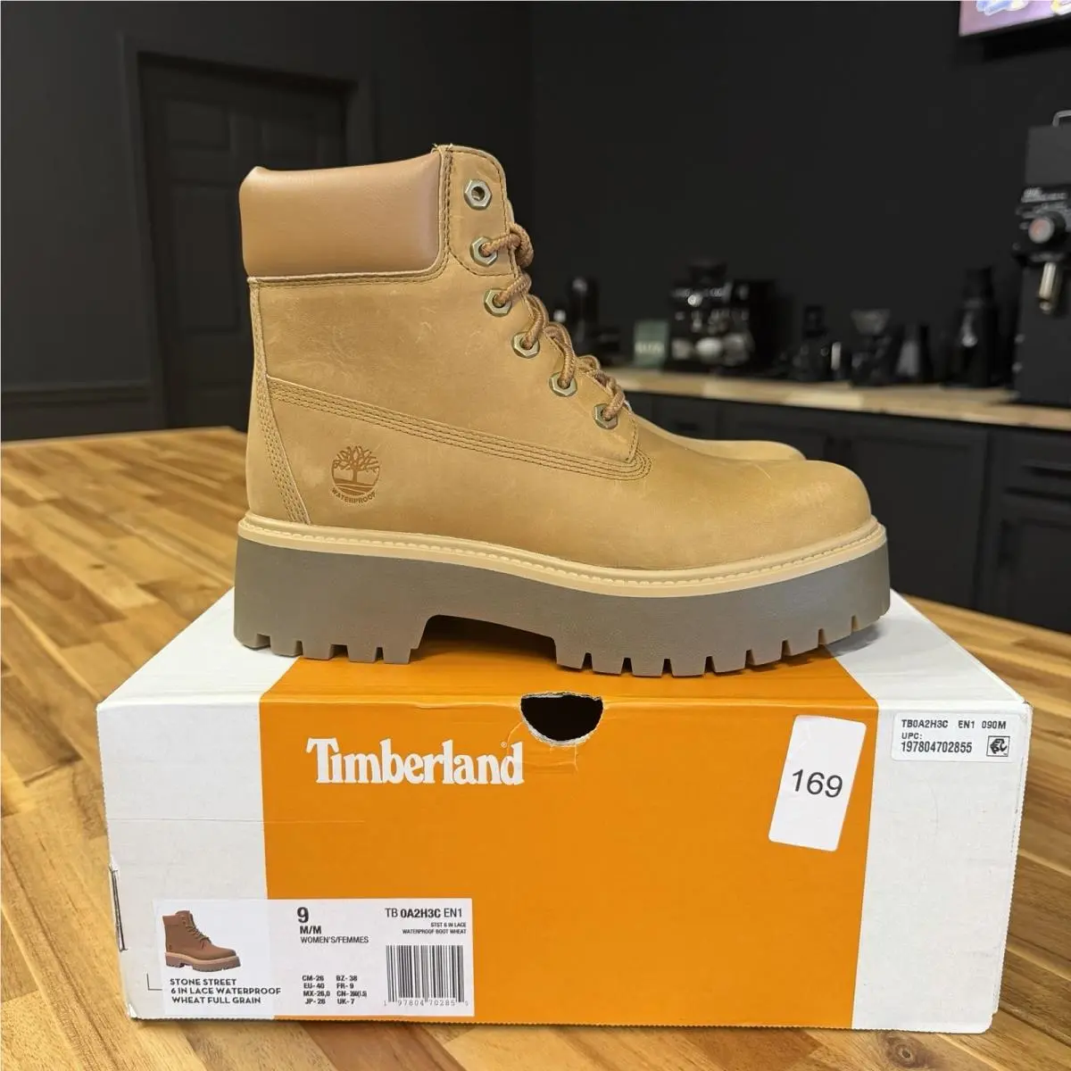 Timberland Stone Street 6 In WP Wheat Full Grain Platform Boot Women’s Sz 9