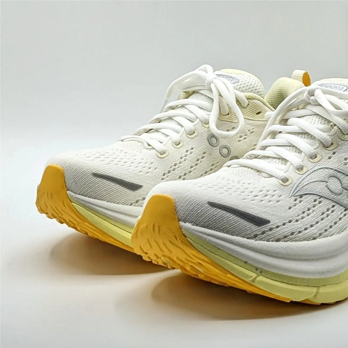 Saucony shoes - Saucony Hurricane 25 - Hurricane - S11026-144 - Ivory 20