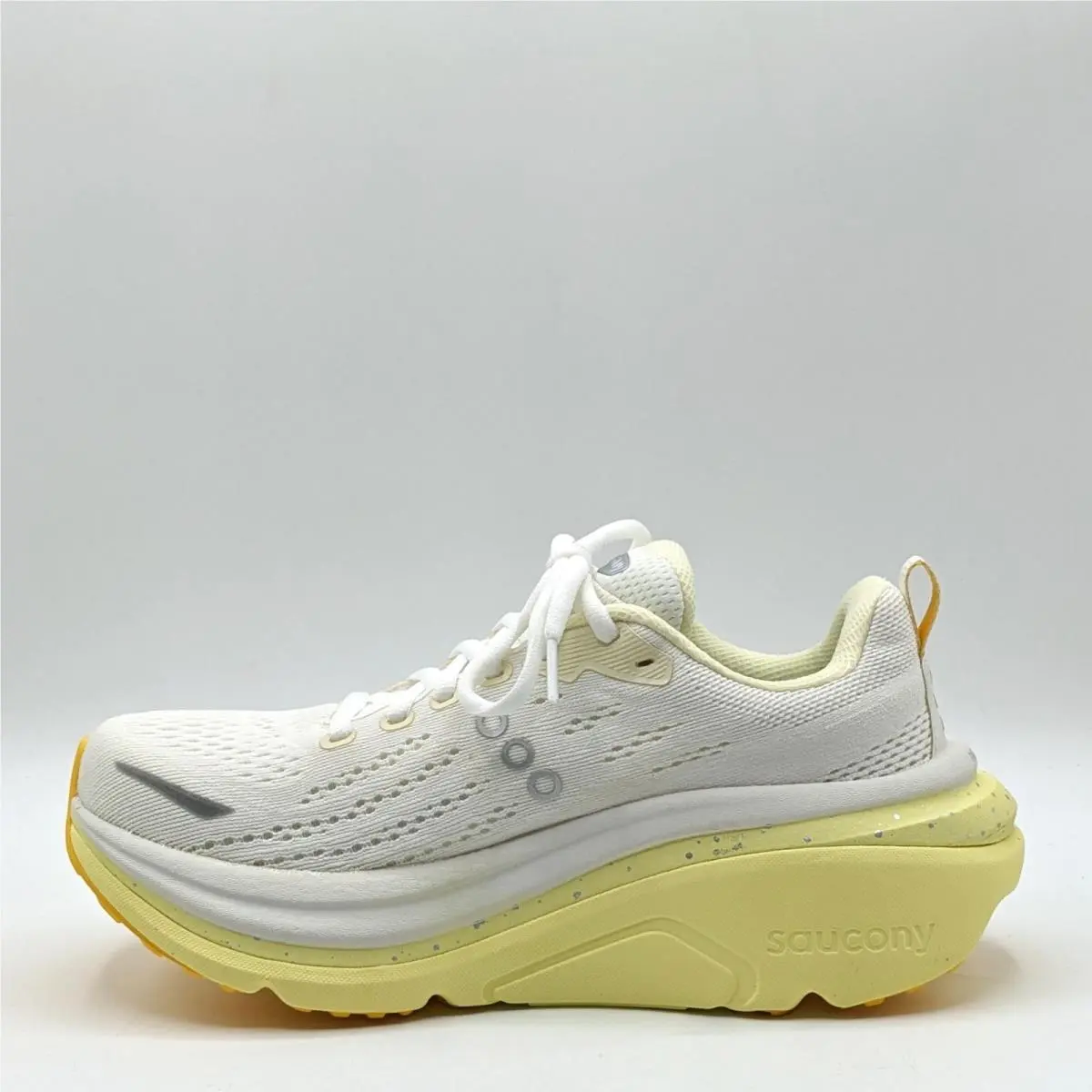 Saucony shoes - Saucony Hurricane 25 - Hurricane - S11026-144 - Ivory 26
