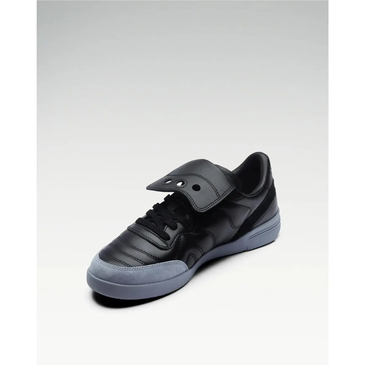 Saucony shoes - Black | Flint 1