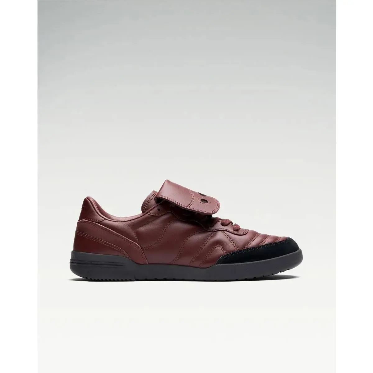 Saucony shoes - Black | Flint 34