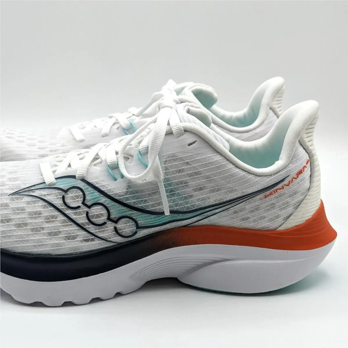 Saucony shoes - Saucony Kinvara 16 - Kinvara - S11020-172 - White 23