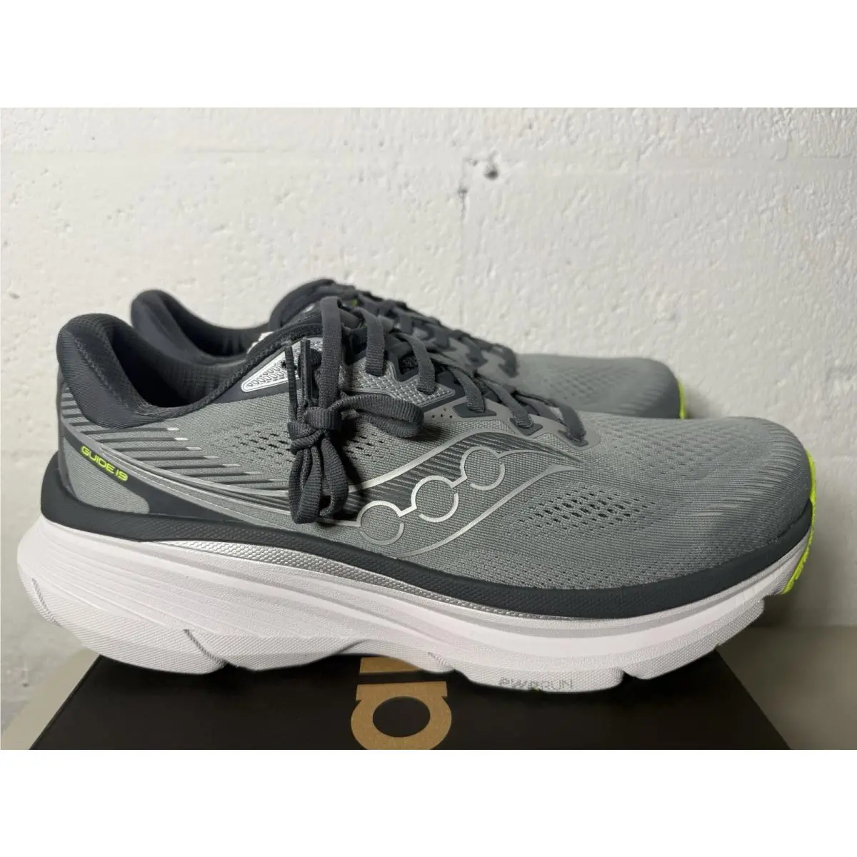 Saucony shoes - Saucony Guide - Guide - S21058-104 - Gray 9
