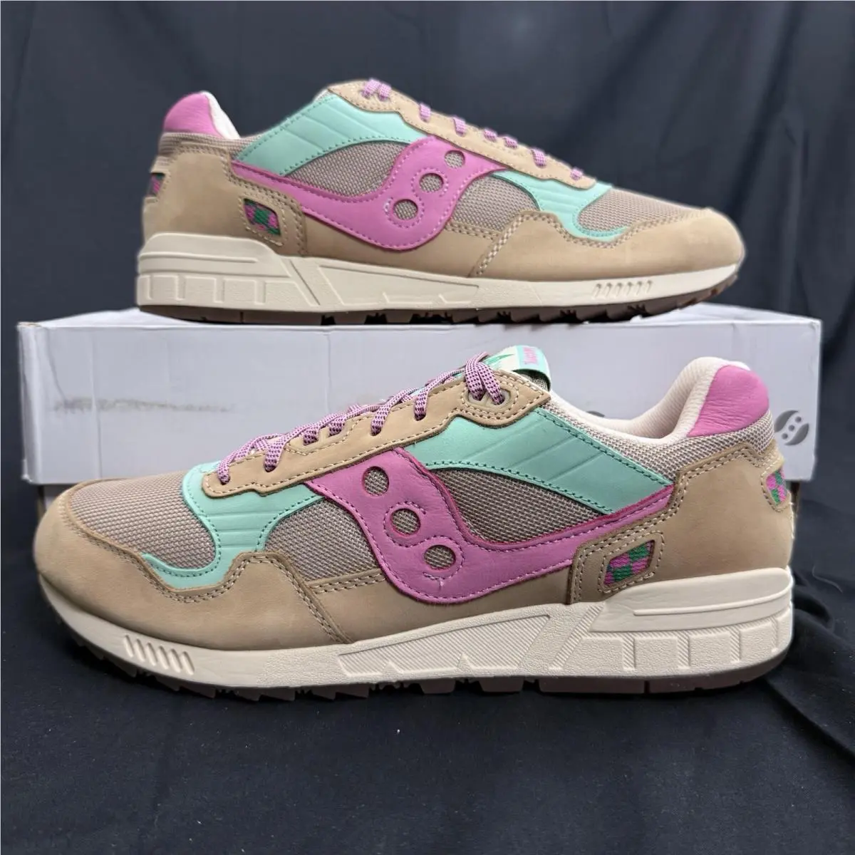 Size 12 Saucony Shadow 5000 Earth Citizen S70746-3 Men’s Shoes Tan Pink Teal