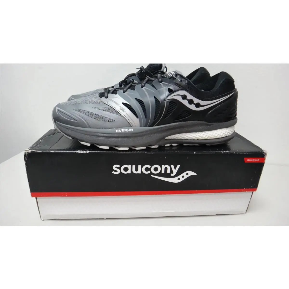 Saucony Hurricane Iso 2 Reflex Men`s 12.5 Black Grey Running Shoes S20333-1