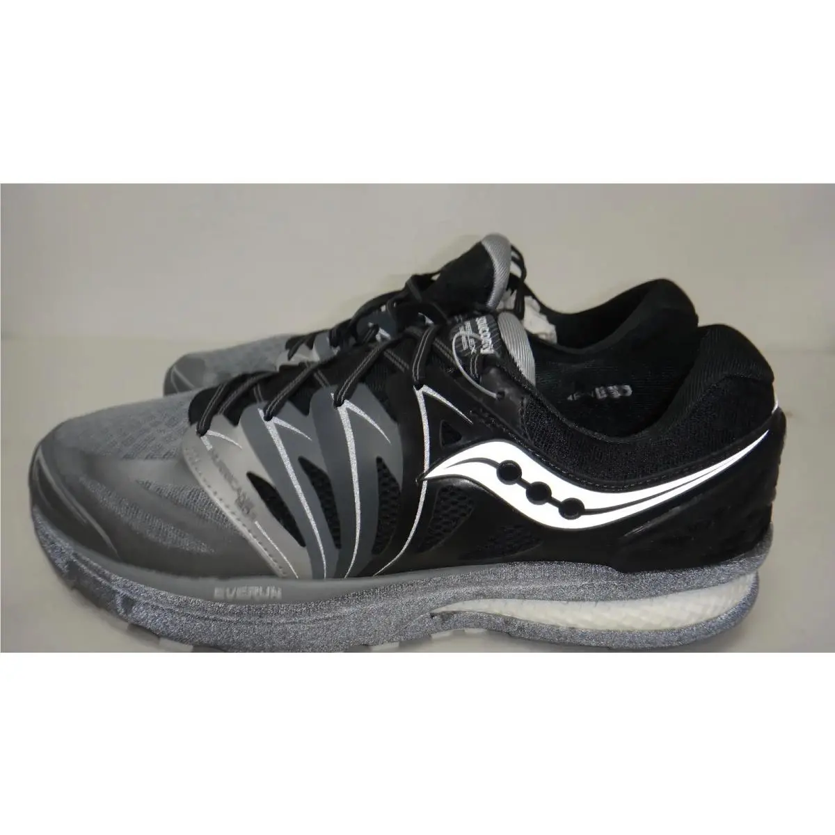 Saucony shoes - Saucony Hurricane ISO 2 Reflex - S20333-1 - Gray 6