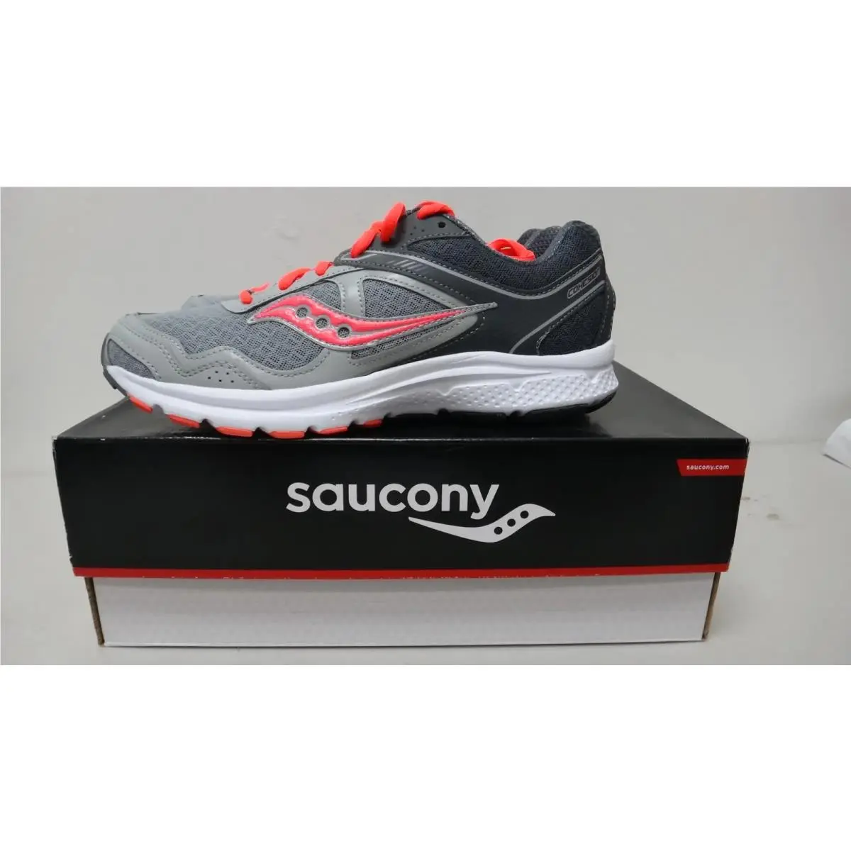Saucony Grid Cohesion 10 Women`s 9.5 Gray Coral Running Shoes S15333-17