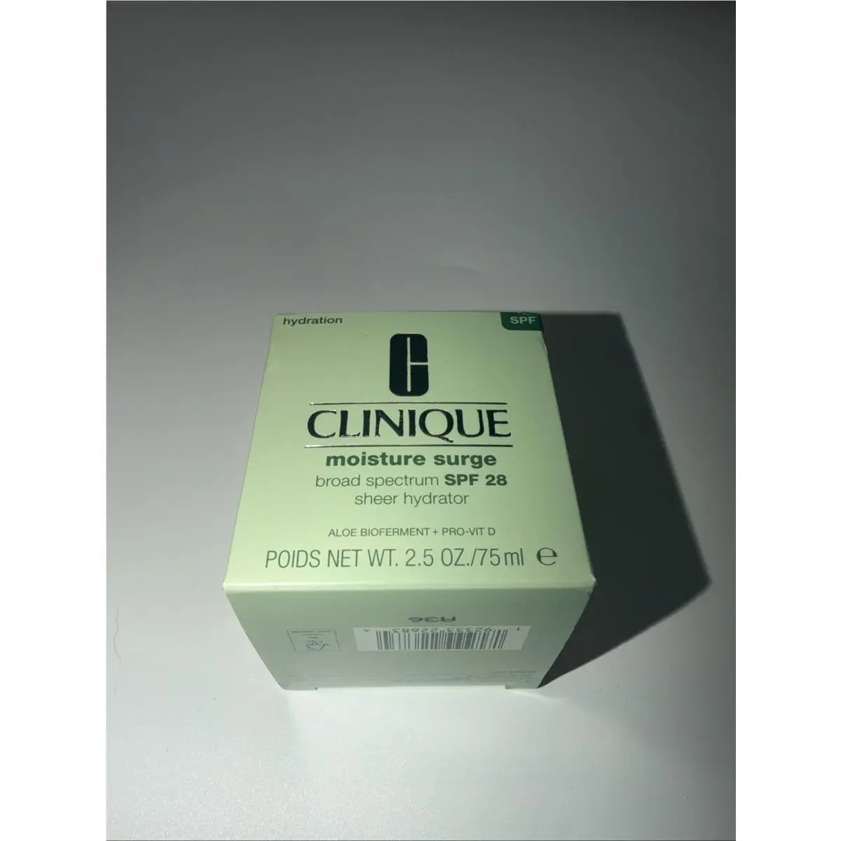 Clinique Moisture Surge Broad Spectrum Spf 28 Sheer Hydrator Face Moisturizer