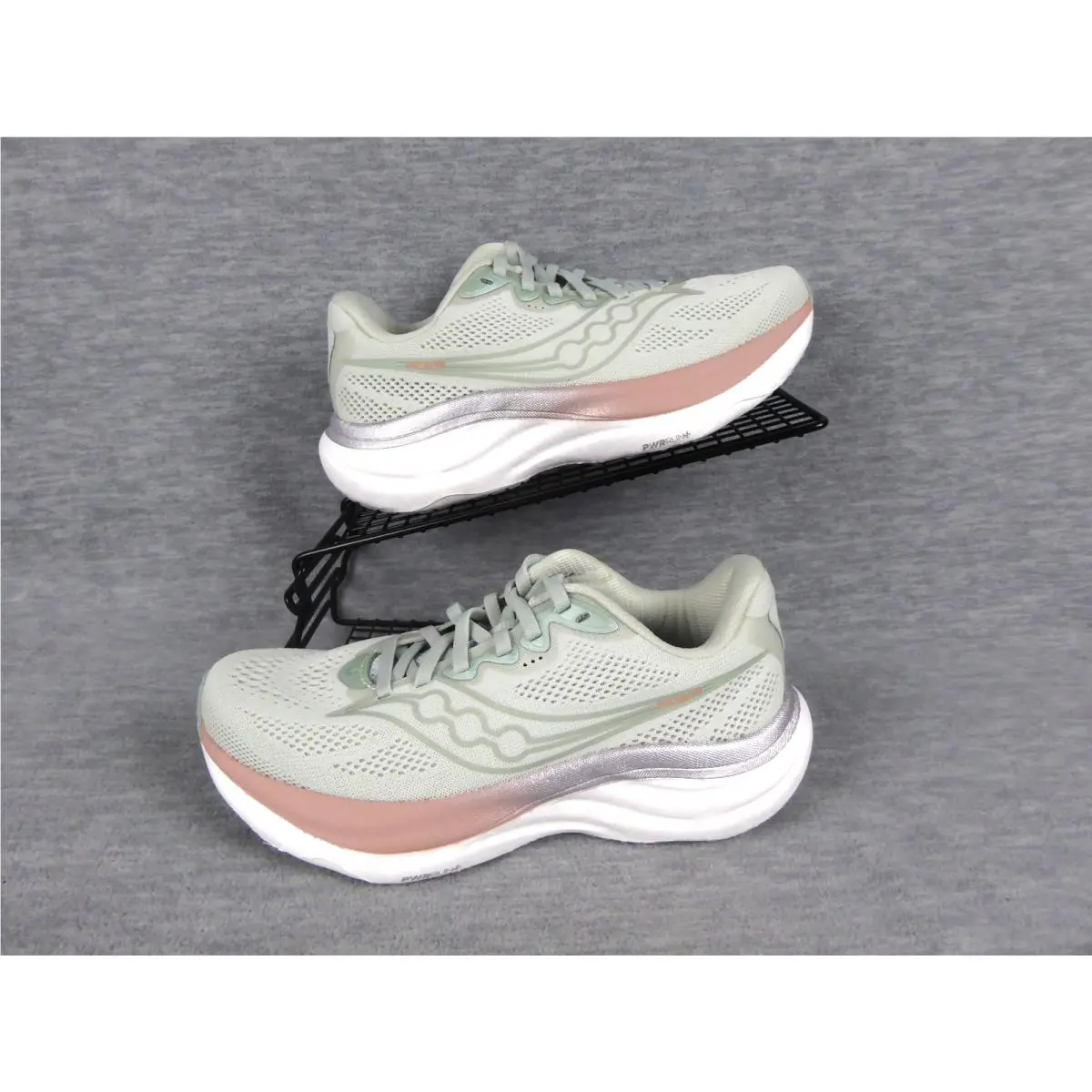 Saucony Ride 19 Running Sneak Womens 6.5 Wide Pink Mist Cameo S11056-128