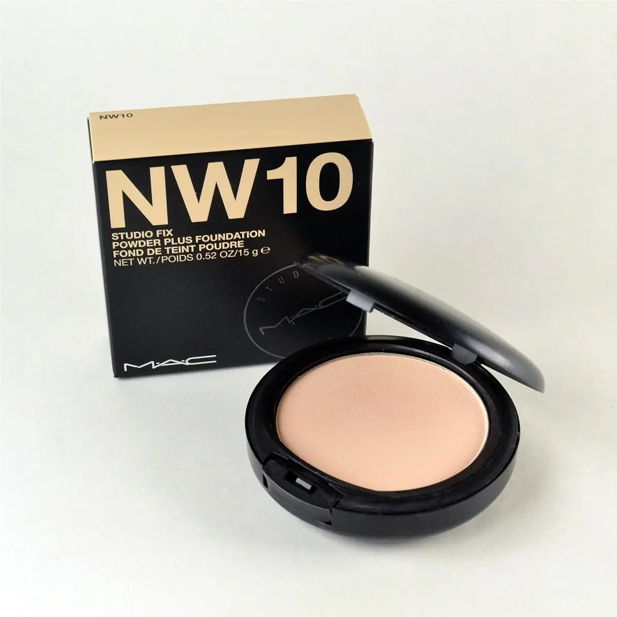 Mac Studio Fix Powder Plus Foundation NW10 - Full Size 0.52 Oz. / 15 g
