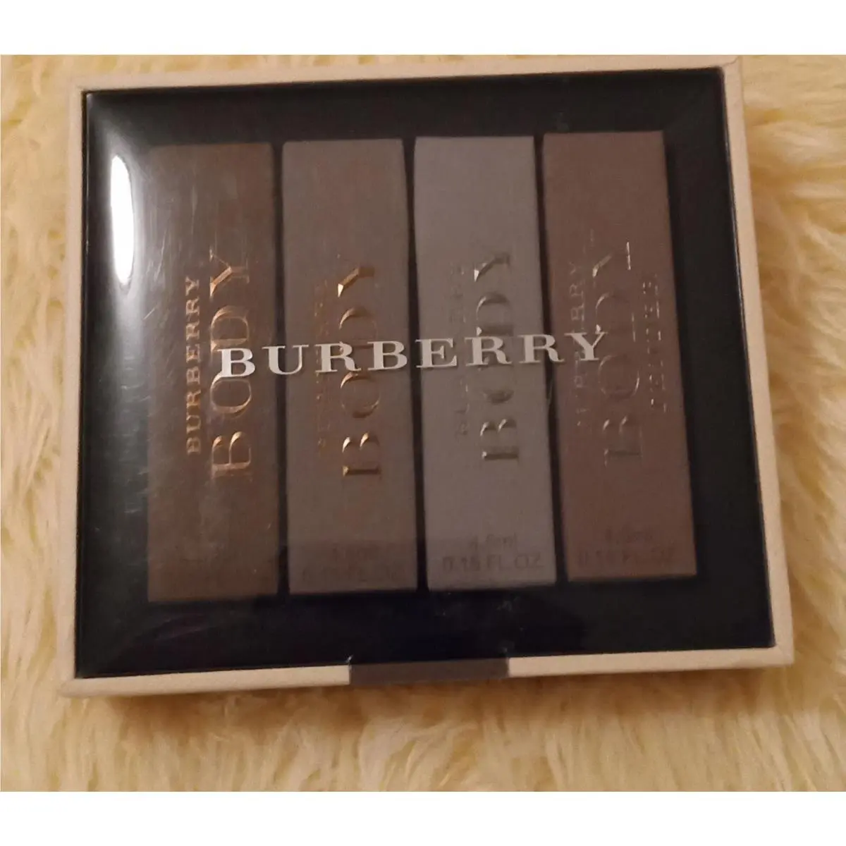 Burberry Body 4.5 ml / 0.15 oz Miniature Edp Travel Size For Women 4pc