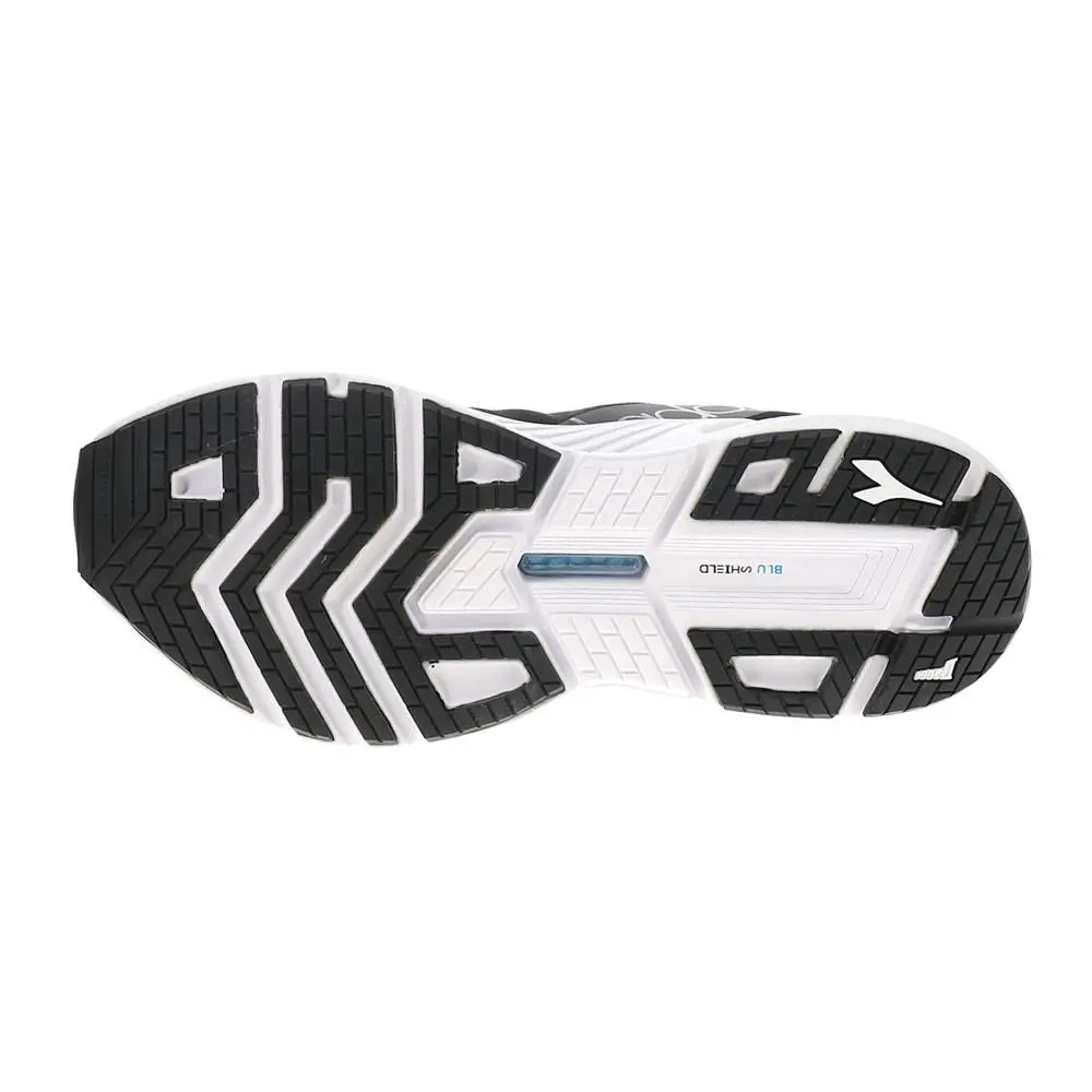 Diadora shoes - diadora Mythos Blushield Volo 4 Hip Running - 180252-C7406 - Black 3
