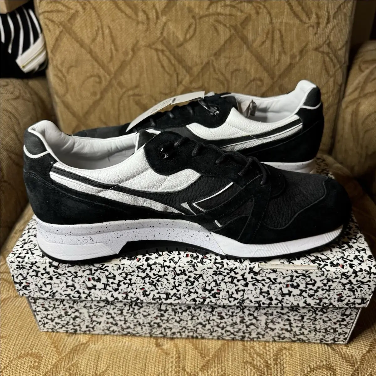 Diadora shoes - Diadora N9000 - 501 171241 01 - Black 0