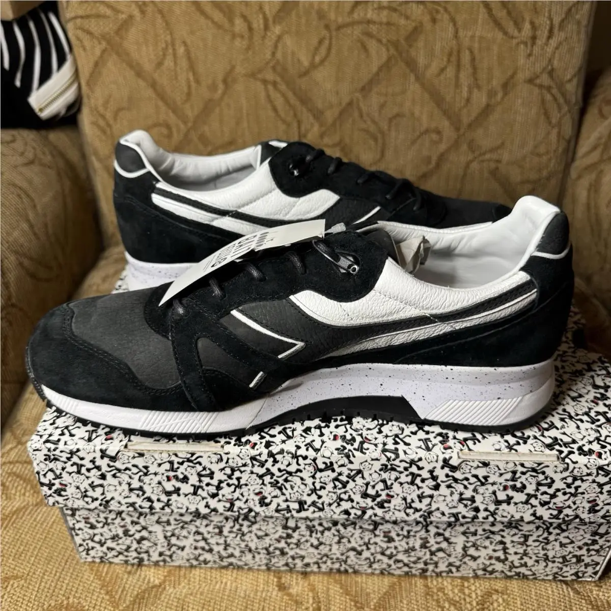 Diadora shoes - Diadora N9000 - 501 171241 01 - Black 1
