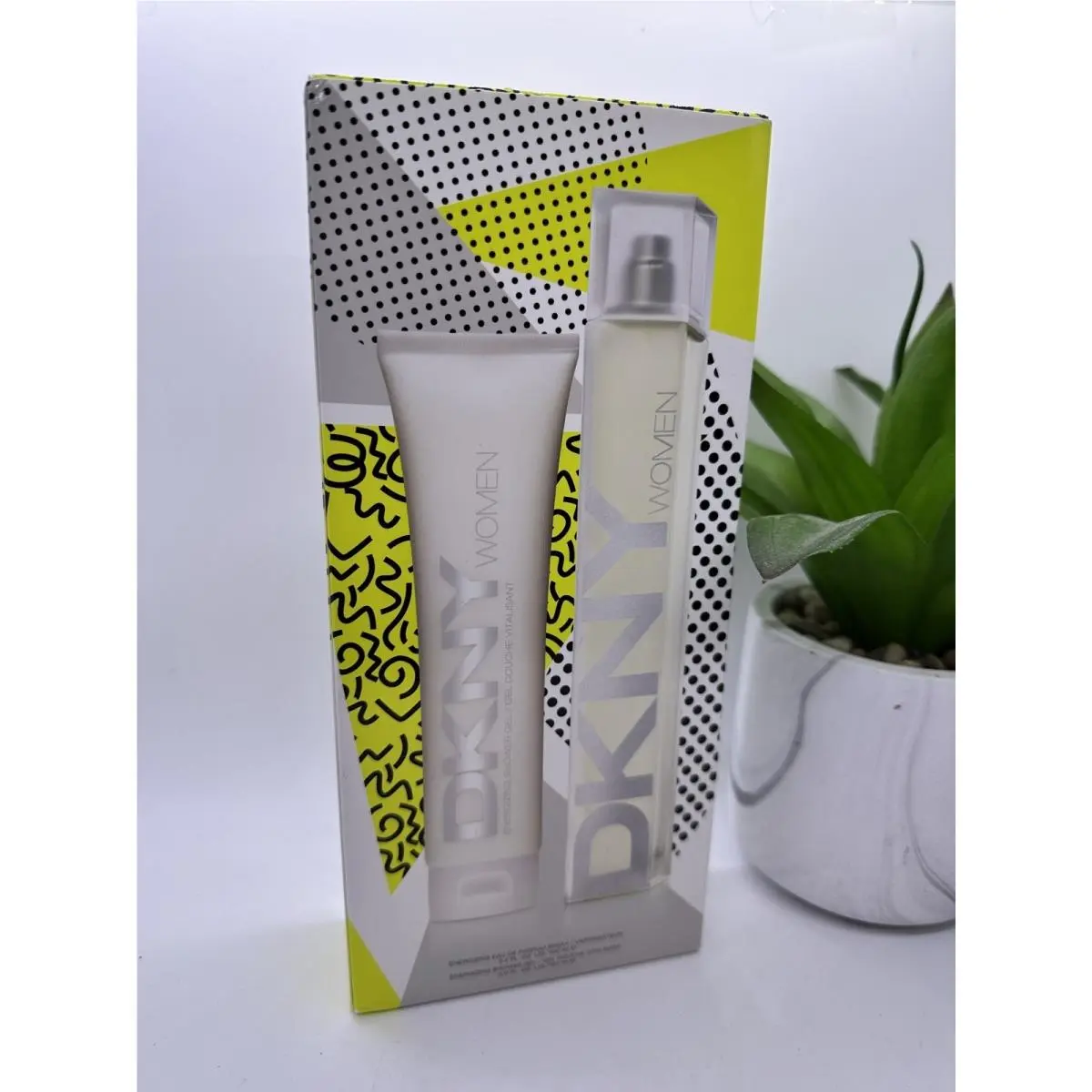 Dkny Women Energizing 2-Piece Gift Set Eau de Parfum Spray + Shower Gel