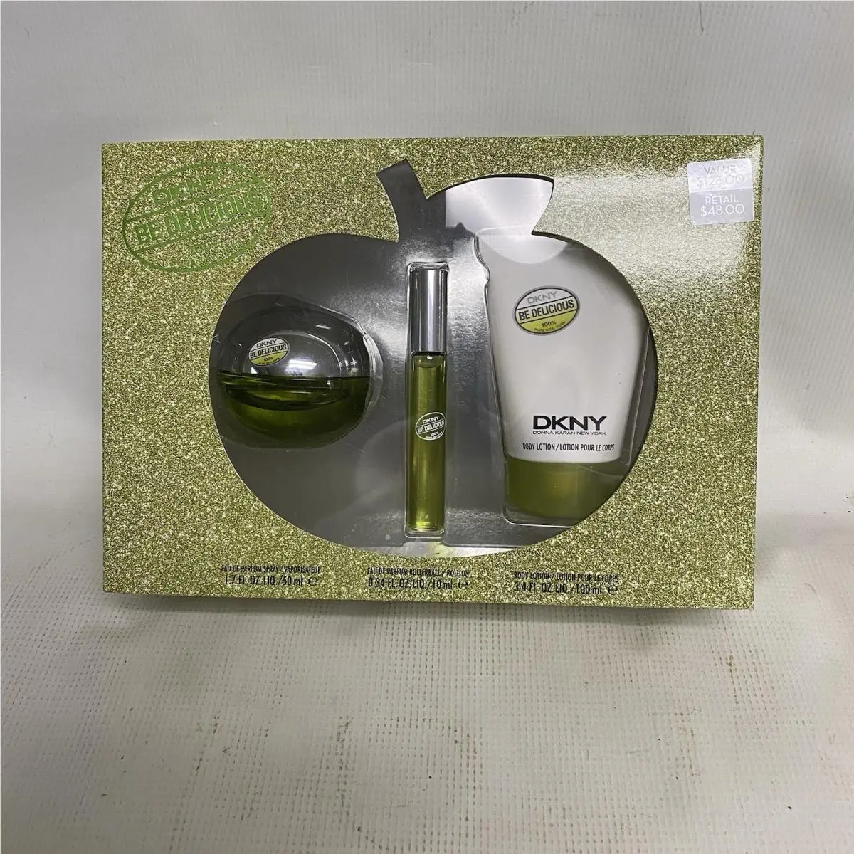Dkny Be Delicious Gift Set Body Lotion Roll On and Spray Perfume