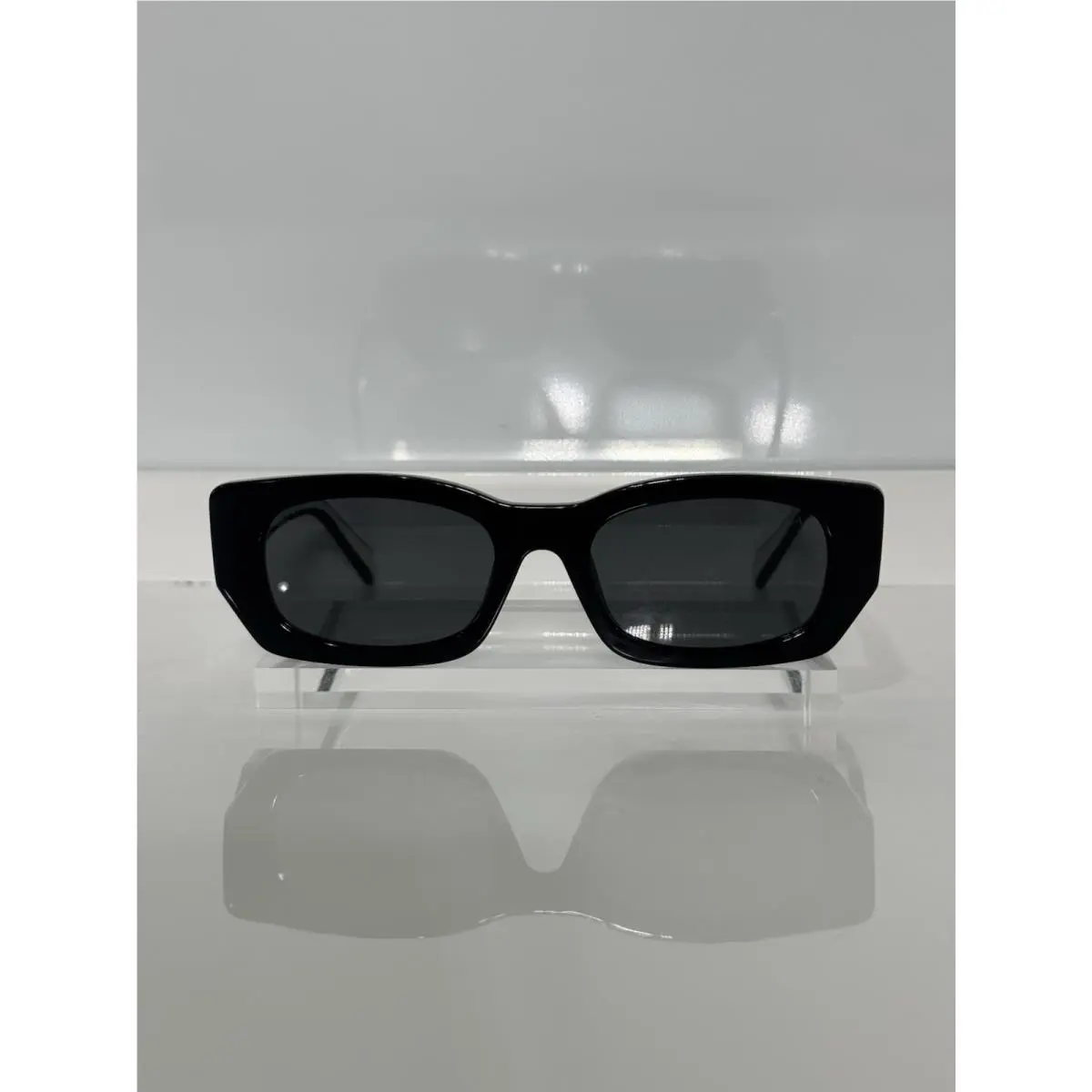 SPRB05 09Q-08Z Black Acetate White Temples Woman Grey Sunglasses by Prada