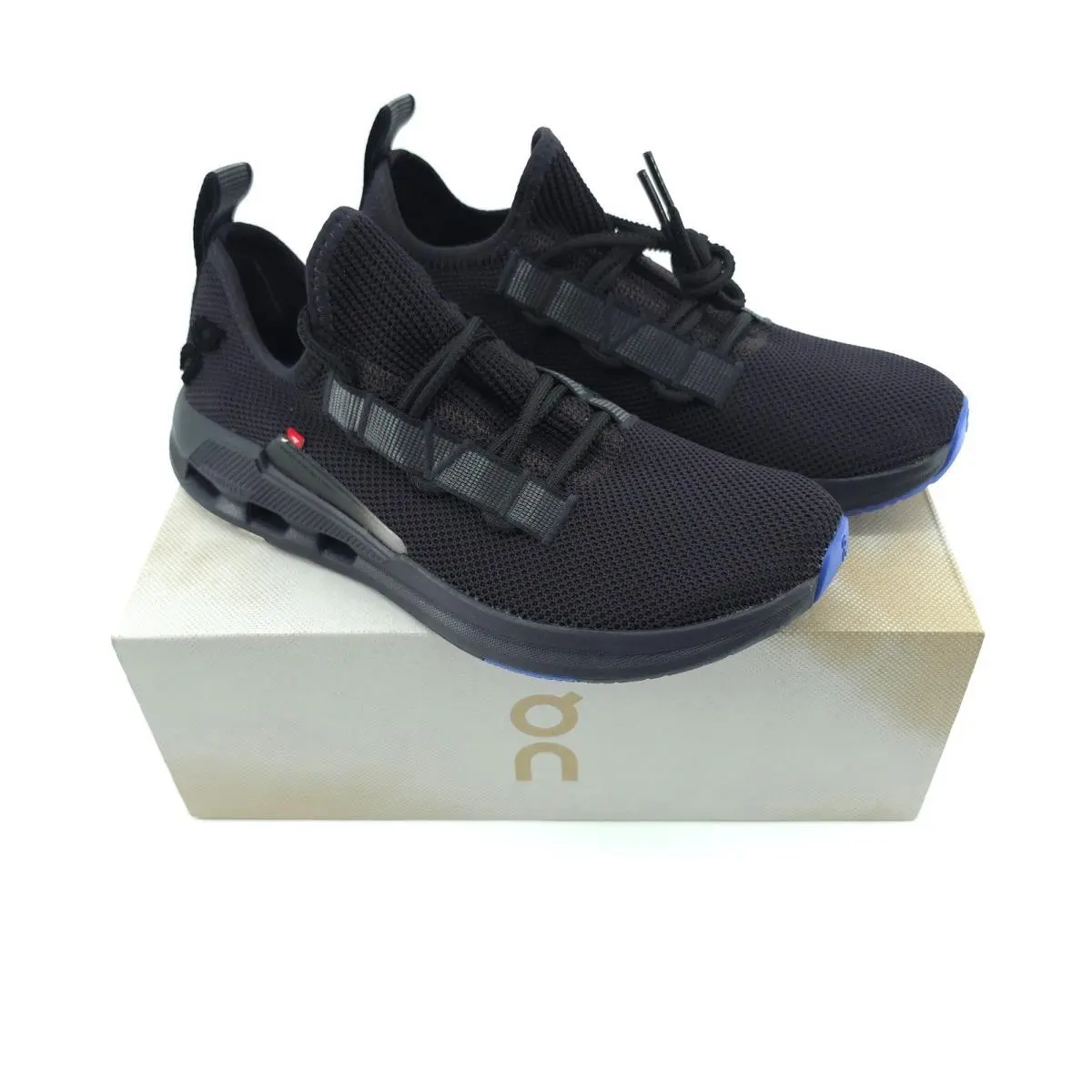 On Running Women Cloudeasy Sensa Knit All Black 8.5 Lightweight Sneakers