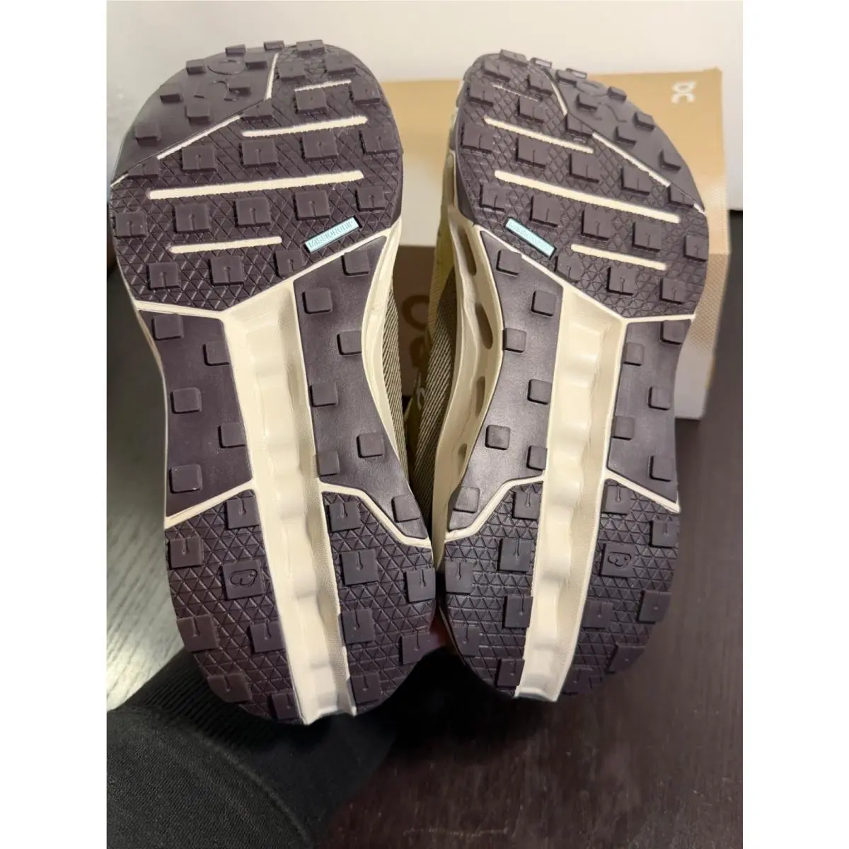 On-Running shoes - Green 11