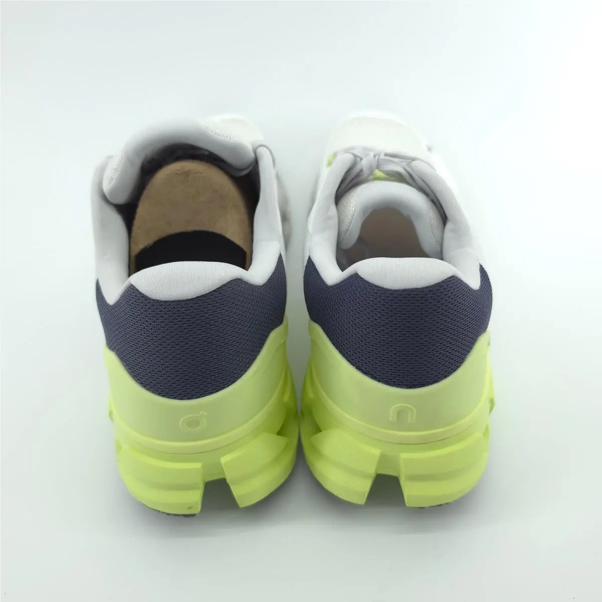 On-Running shoes - Cloudflyer 4 - Cloudflyer - White 2