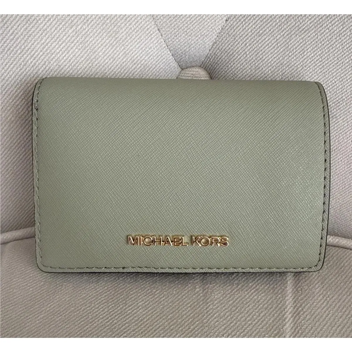 Michael Kors Jet Set Medium Slim Wallet NWT$98