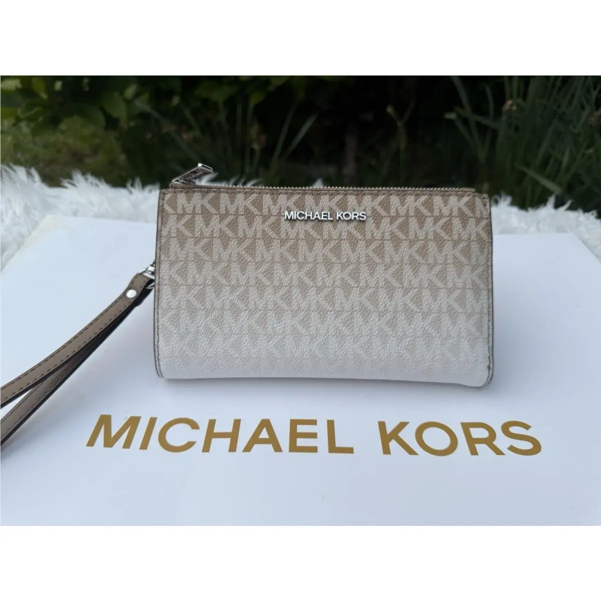 Michael Kors Jet Set Travel Large Double Zip Ombré Wallet