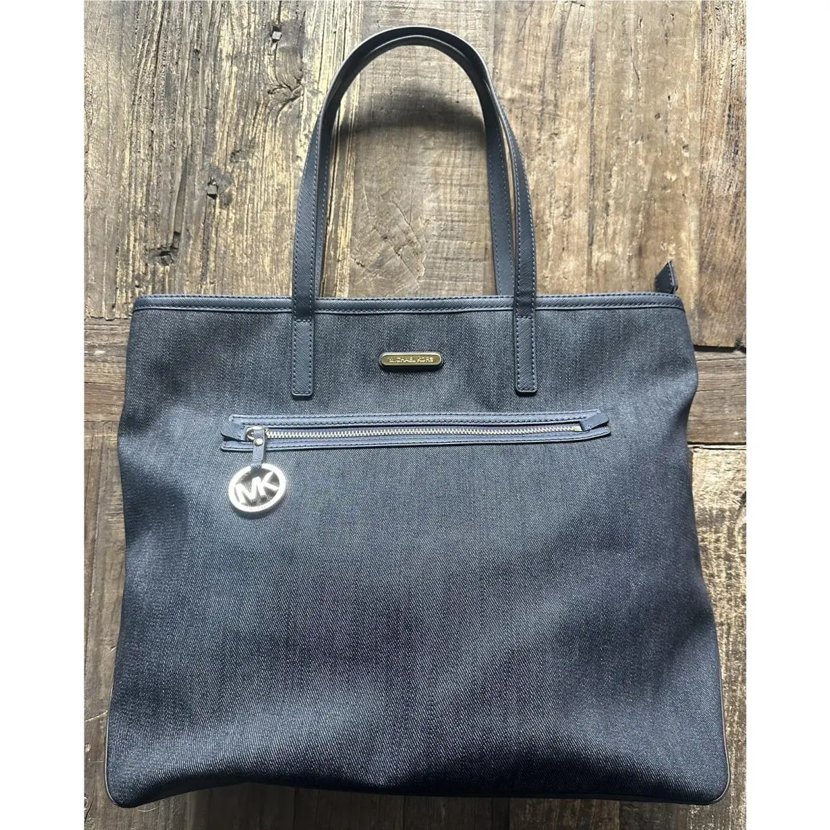 Michael Kors Tote Bag Womens Large Blue Denim Leather Gold Hardware Charm