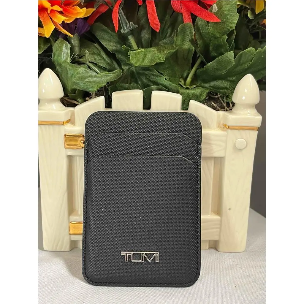 Tumi Black Ballistic Nylon Slim Sleek Magnetic Safe 2Two Card Holder