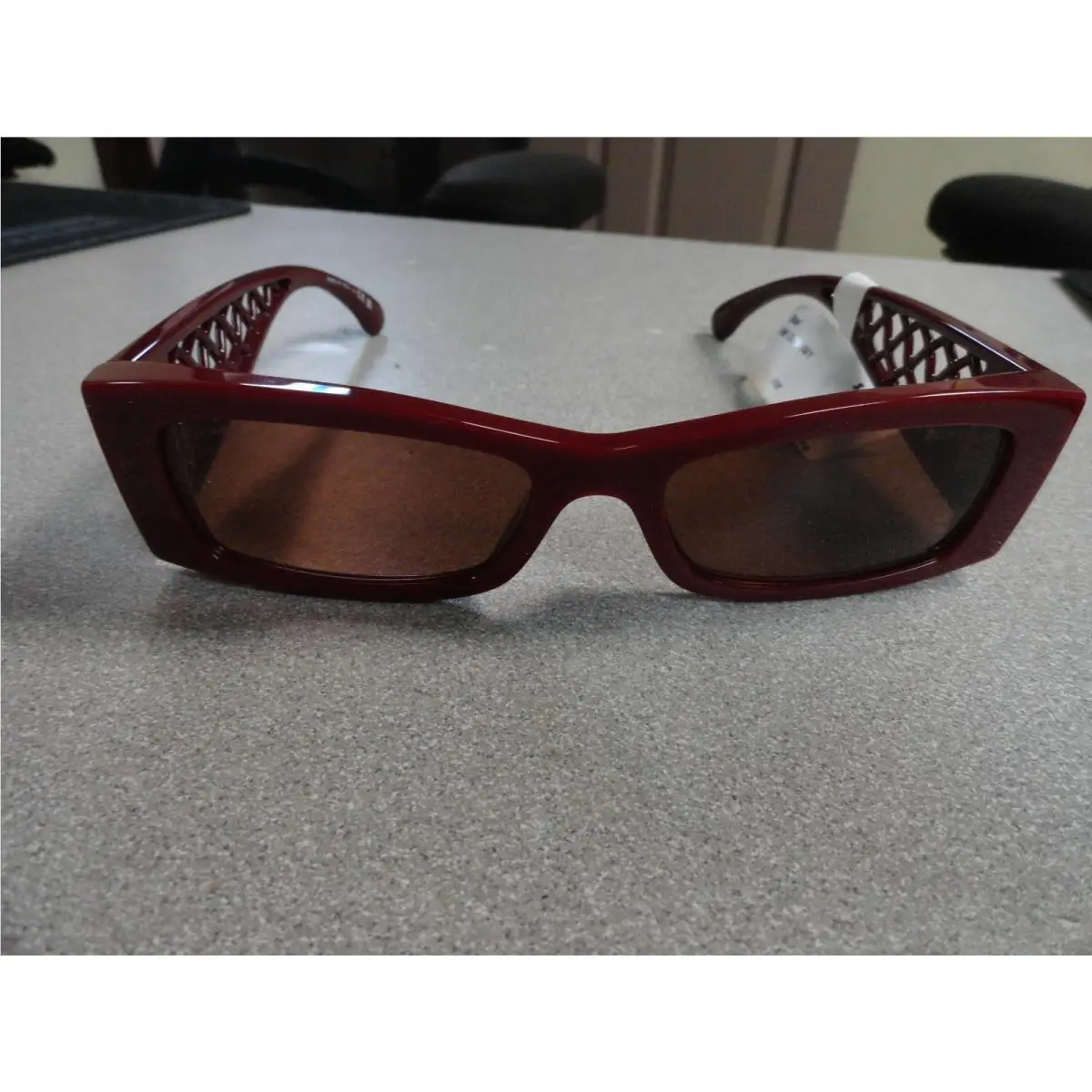 Sunglasses Bordeaux CH5566 1792/5M 54 17 Pink Gradient Grey by Chanel