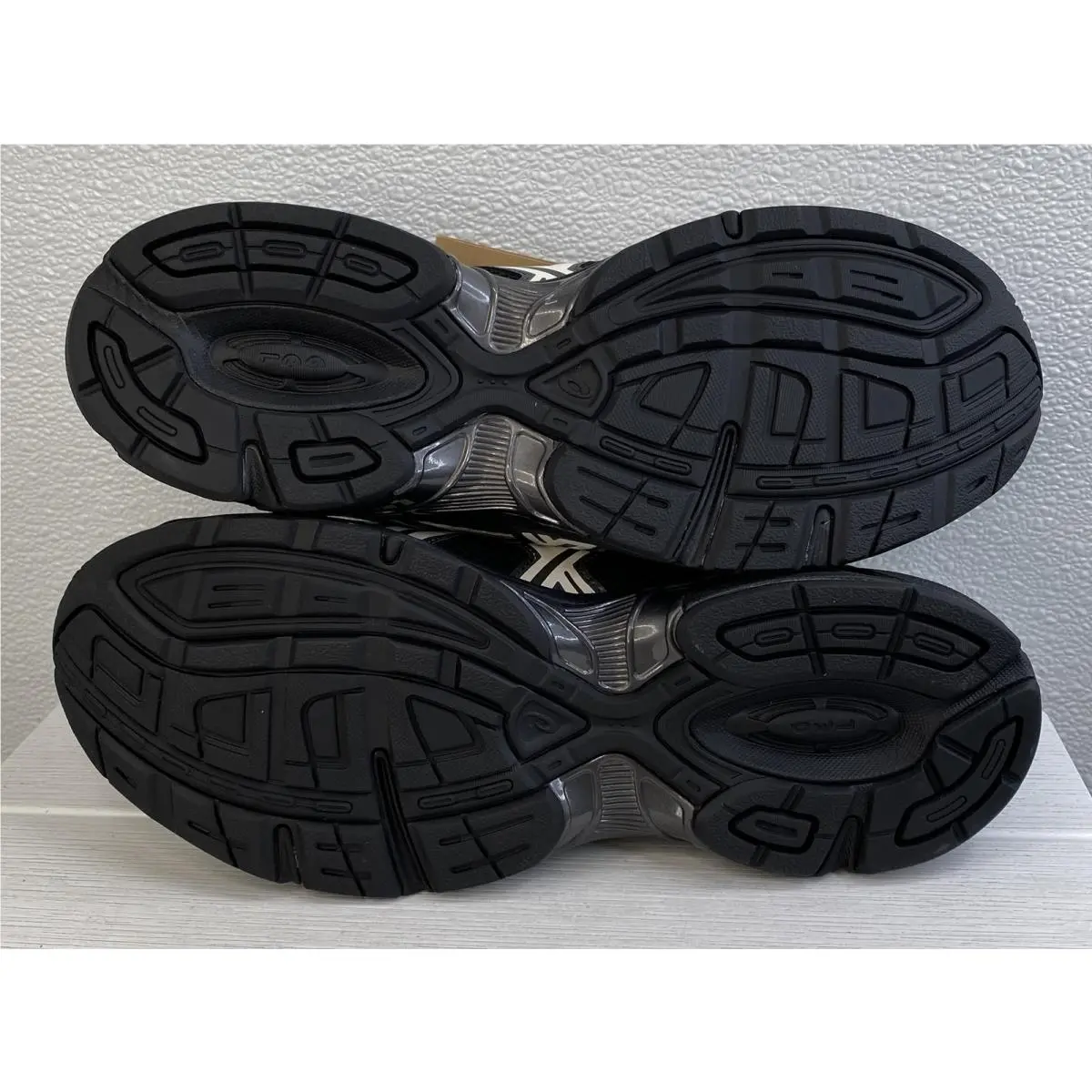 Asics shoes - Black (UPC: 197298994279) 3
