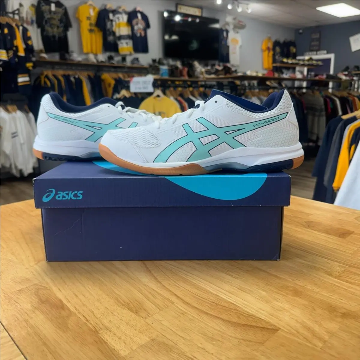 Asics Gel Rocket 8 Women`s White Volleyball Shoes B756Y Size 11